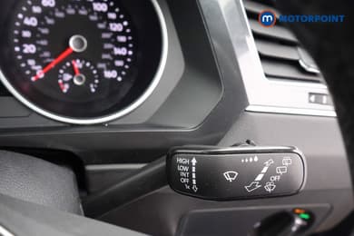 Volkswagen Tiguan Life Manual Petrol SUV - Stock Number (1681444) - 6th supplementary image