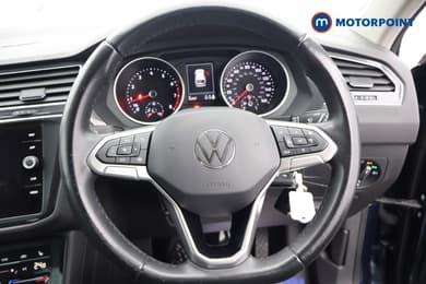 Volkswagen Tiguan Life Manual Petrol SUV - Stock Number (1681444) - 1st supplementary image