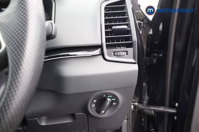 Skoda Karoq Sportline Edition Automatic Petrol SUV - Stock Number (1684867) - 7th supplementary image