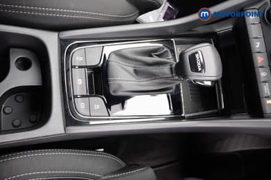 Skoda Karoq Sportline Edition Automatic Petrol SUV - Stock Number (1684867) - 9th supplementary image