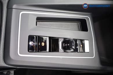 Volkswagen Golf Life Automatic Diesel Estate - Stock Number (1689240) - 9th supplementary image