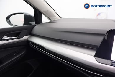 Volkswagen Golf Life Automatic Diesel Estate - Stock Number (1689240) - 10th supplementary image