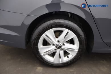 Volkswagen Golf Life Automatic Diesel Estate - Stock Number (1689240) - 25th supplementary image