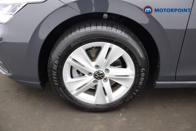 Volkswagen Golf Life Automatic Diesel Estate - Stock Number (1689240) - 31st supplementary image