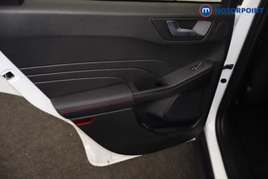 Ford Kuga St-Line X Black Package Automatic Petrol Plug-In Hybrid SUV - Stock Number (1692526) - 32nd supplementary image