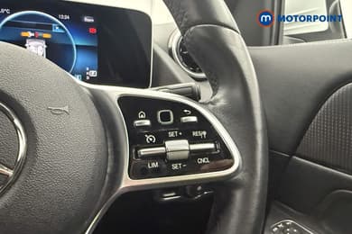 Mercedes-Benz GLA Sport Automatic Diesel SUV - Stock Number (1681110) - 9th supplementary image