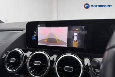Mercedes-Benz GLA Sport Automatic Diesel SUV - Stock Number (1681110) - 13th supplementary image