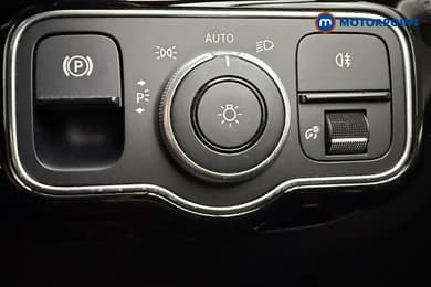 Mercedes-Benz A Class Amg Line Executive Edition Automatic Petrol Hatchback - Stock Number (1685759) - 17th supplementary image