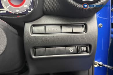 Nissan Juke N-Connecta Manual Petrol SUV - Stock Number (1687223) - 18th supplementary image