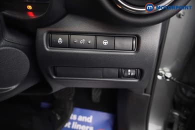Nissan Juke Tekna Automatic Petrol-Electric Hybrid SUV - Stock Number (1687978) - 8th supplementary image