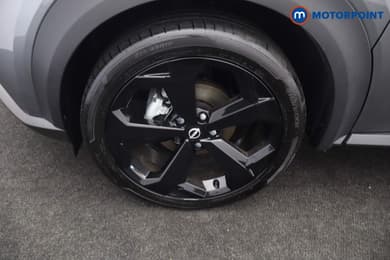 Nissan Juke Tekna Automatic Petrol-Electric Hybrid SUV - Stock Number (1687978) - 33rd supplementary image