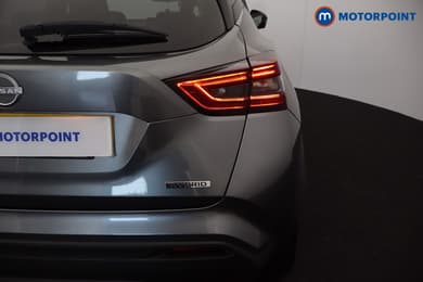 Nissan Juke Tekna Automatic Petrol-Electric Hybrid SUV - Stock Number (1687978) - 43rd supplementary image