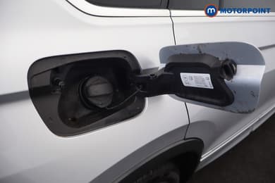 Volkswagen Tiguan R-Line Automatic Petrol SUV - Stock Number (1690116) - 34th supplementary image
