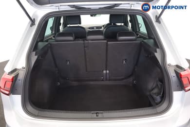 Volkswagen Tiguan R-Line Automatic Petrol SUV - Stock Number (1690116) - 46th supplementary image