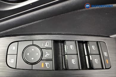 Nissan Qashqai N-Connecta Manual Petrol SUV - Stock Number (1692240) - 20th supplementary image