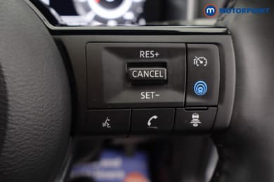 Nissan Qashqai N-Connecta Automatic Petrol-Electric Hybrid SUV - Stock Number (1692518) - 4th supplementary image