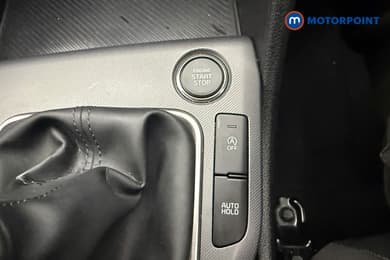 KIA Sportage Pure Manual Petrol SUV - Stock Number (1693211) - 17th supplementary image