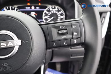 Nissan Qashqai Acenta Premium Automatic Petrol-Electric Hybrid SUV - Stock Number (1672661) - 3rd supplementary image