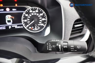 Nissan Qashqai Acenta Premium Automatic Petrol-Electric Hybrid SUV - Stock Number (1672661) - 6th supplementary image