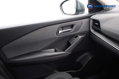 Nissan Qashqai Acenta Premium Automatic Petrol-Electric Hybrid SUV - Stock Number (1672661) - 11th supplementary image