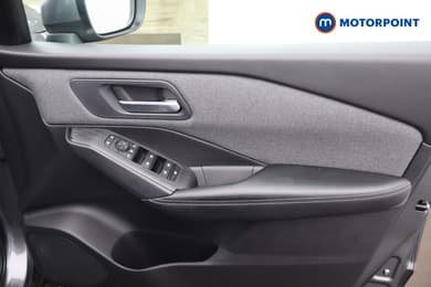 Nissan Qashqai Acenta Premium Automatic Petrol-Electric Hybrid SUV - Stock Number (1672661) - 12th supplementary image