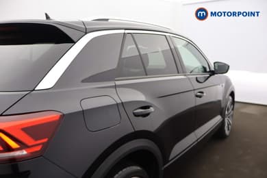 Volkswagen T-Roc R-Line Automatic Diesel SUV - Stock Number (1683105) - 24th supplementary image