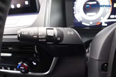 Nissan Qashqai N-Connecta Manual Petrol SUV - Stock Number (1683568) - 4th supplementary image