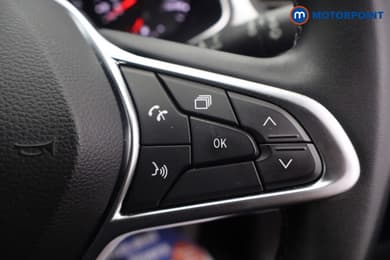 Renault Captur Iconic Manual Petrol SUV - Stock Number (1687315) - 4th supplementary image