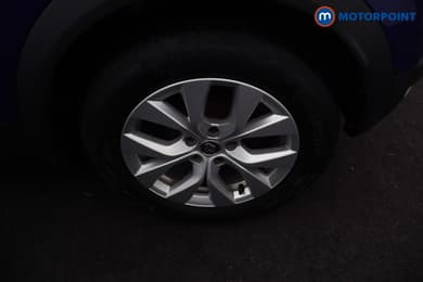 Renault Captur Iconic Manual Petrol SUV - Stock Number (1687315) - 28th supplementary image