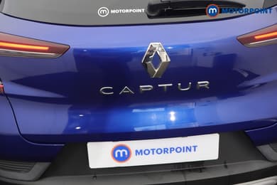 Renault Captur Iconic Manual Petrol SUV - Stock Number (1687315) - 38th supplementary image