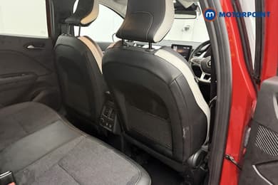 Renault Captur Techno Manual Petrol SUV - Stock Number (1689819) - 21st supplementary image