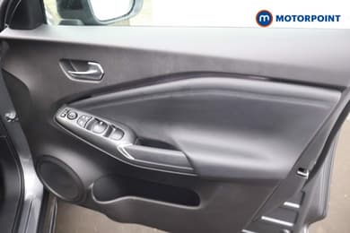 Nissan Juke N-Connecta Automatic Petrol-Electric Hybrid SUV - Stock Number (1691489) - 12th supplementary image
