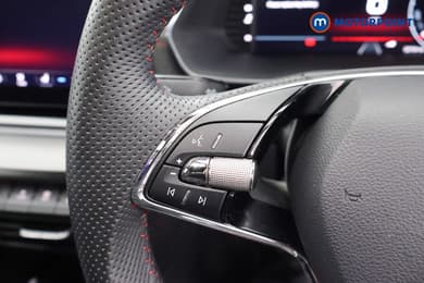 Skoda Octavia VRS Manual Petrol Estate - Stock Number (1692456) - 2nd supplementary image