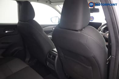 Nissan Qashqai N-Connecta Manual Petrol SUV - Stock Number (1692749) - 24th supplementary image