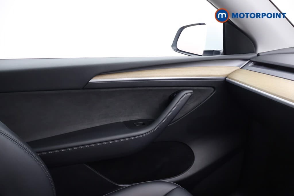 Tesla Model Y Rwd 5Dr Auto Automatic Electric SUV - Stock Number (1692901) - 8th supplementary image