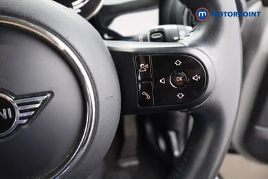 Mini Hatchback Cooper S Level 1 Automatic Electric Hatchback - Stock Number (1692902) - 3rd supplementary image