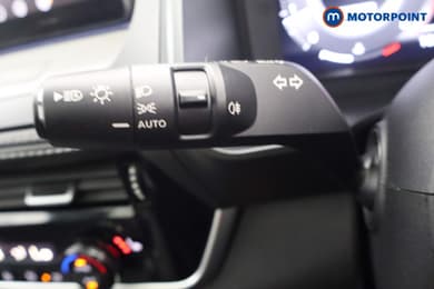 Nissan Qashqai Tekna Automatic Petrol SUV - Stock Number (1687973) - 7th supplementary image