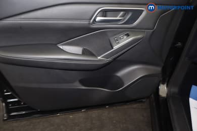 Nissan Qashqai Tekna Automatic Petrol SUV - Stock Number (1687973) - 33rd supplementary image
