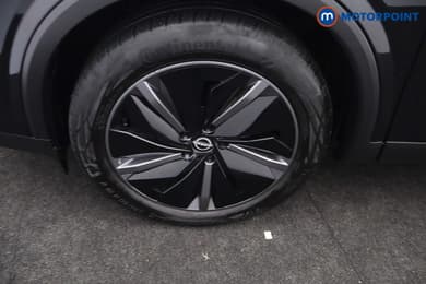 Nissan Qashqai Tekna Automatic Petrol SUV - Stock Number (1687973) - 35th supplementary image