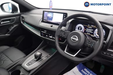 Nissan Qashqai Tekna Automatic Petrol SUV - Stock Number (1687973) - 1st supplementary image