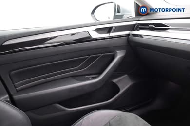 Volkswagen Arteon Elegance Automatic Petrol Plug-In Hybrid Estate - Stock Number (1690022) - 11th supplementary image